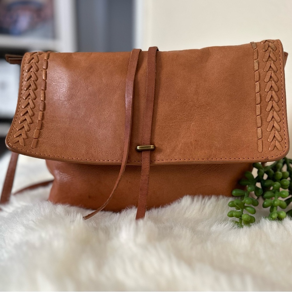 Lucky Brand small leather crossbody purse